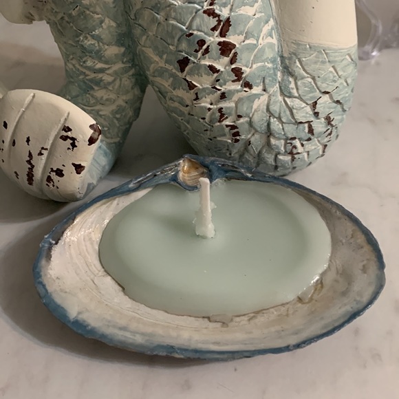Shabby Chic Boho Shell Decor - Handmade Soy Wax Candle in a Seashell - Picture 1 of 5